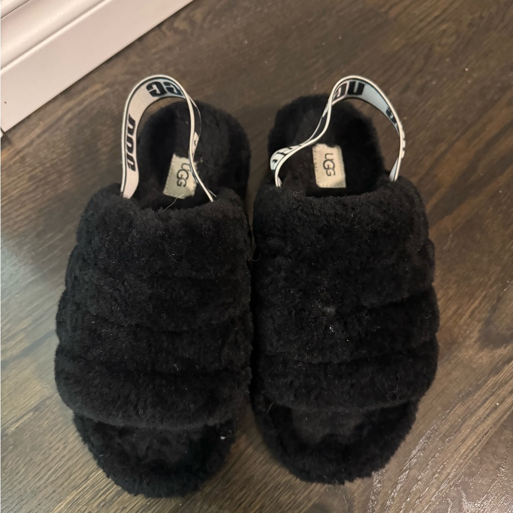 UGG fluff Yeah slide